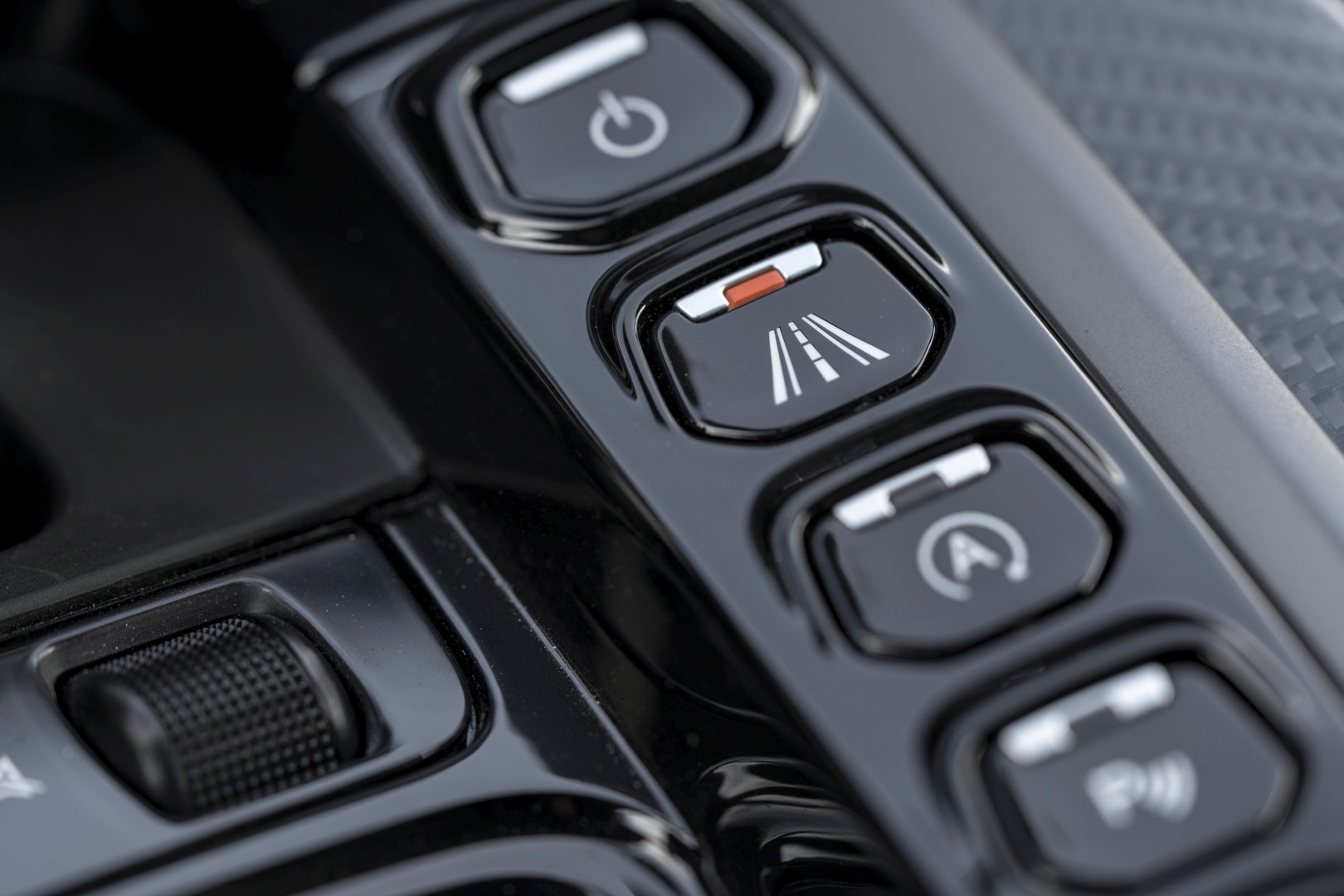 Aston Martin Dbx photo 219