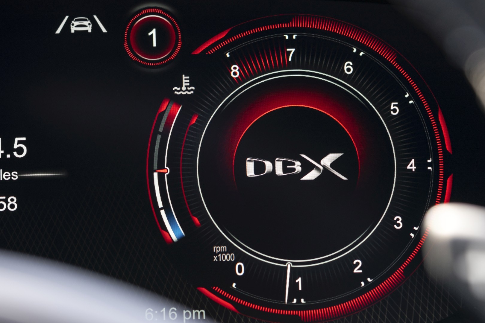 Aston Martin Dbx photo 232