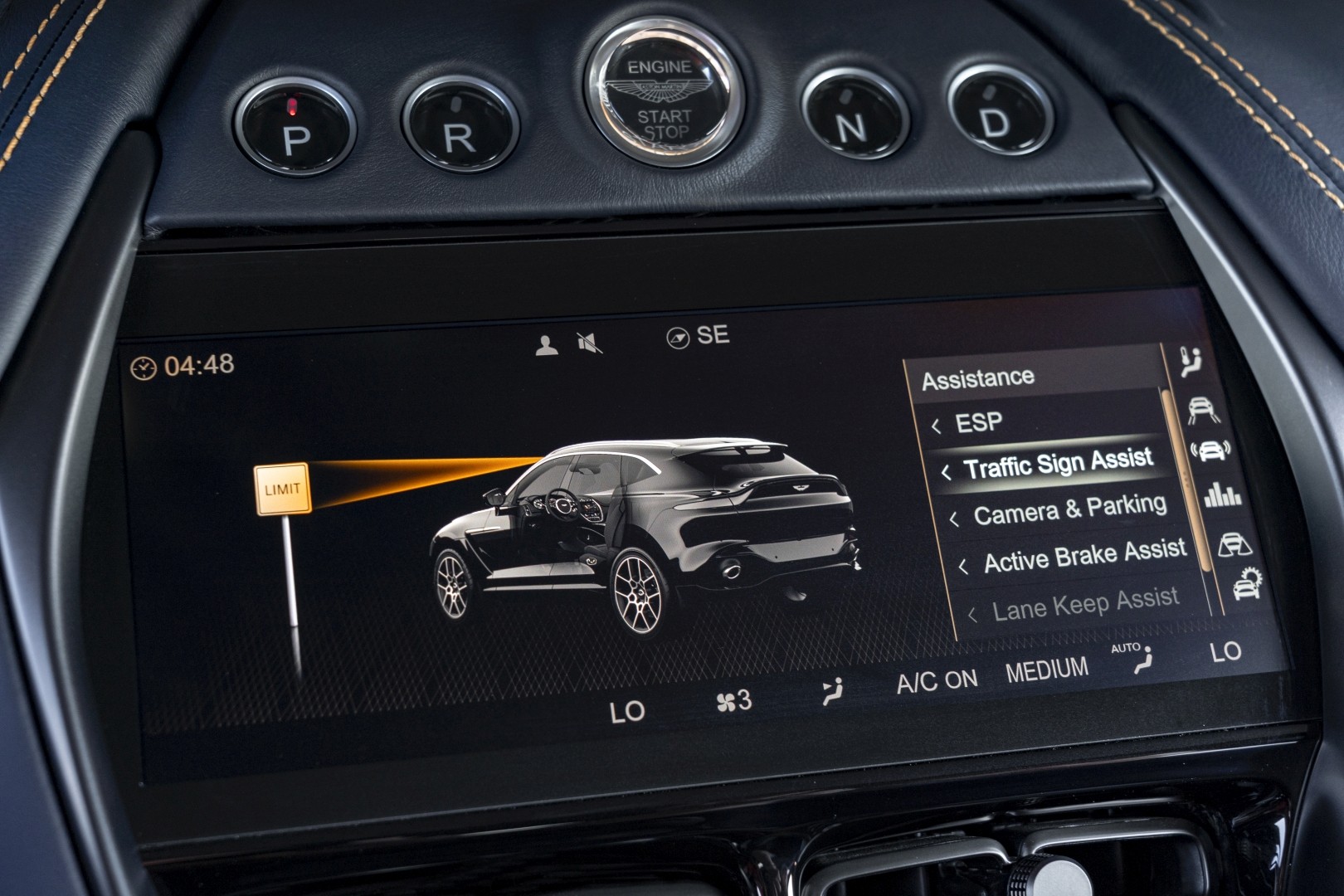 Aston Martin Dbx photo 245