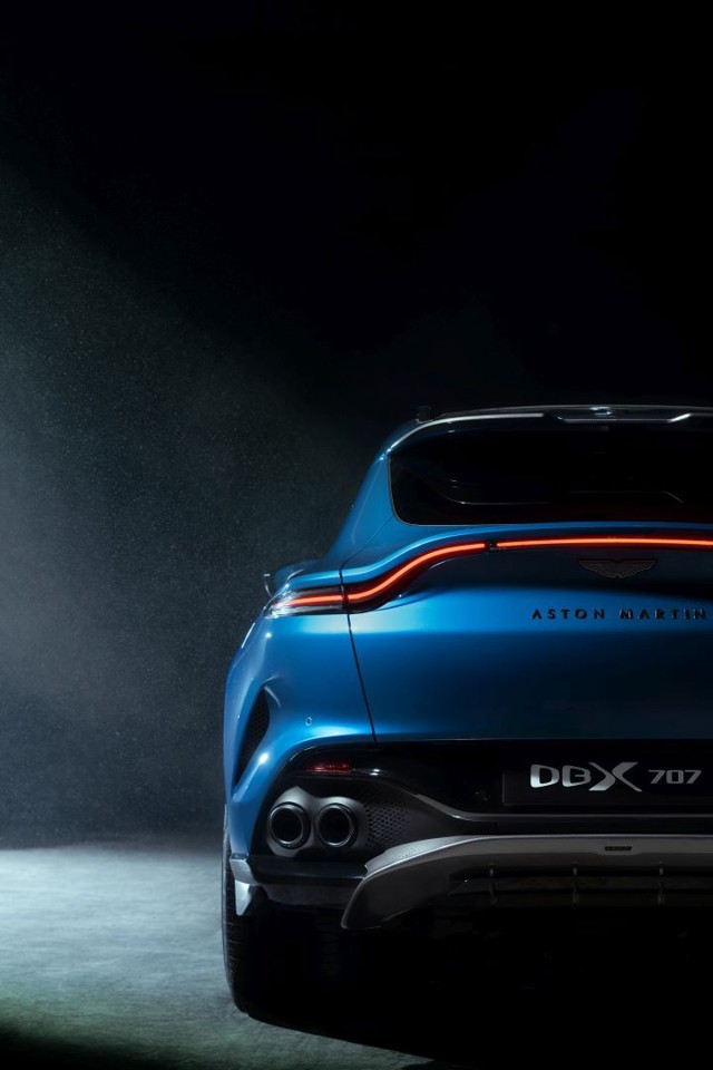 Aston Martin Dbx Foto 8