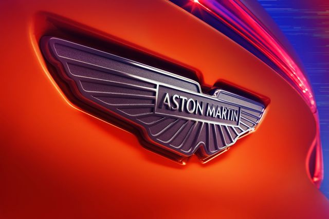 Aston Martin Dbx Foto 5