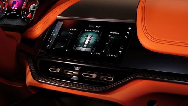 Aston Martin Dbx Foto 9