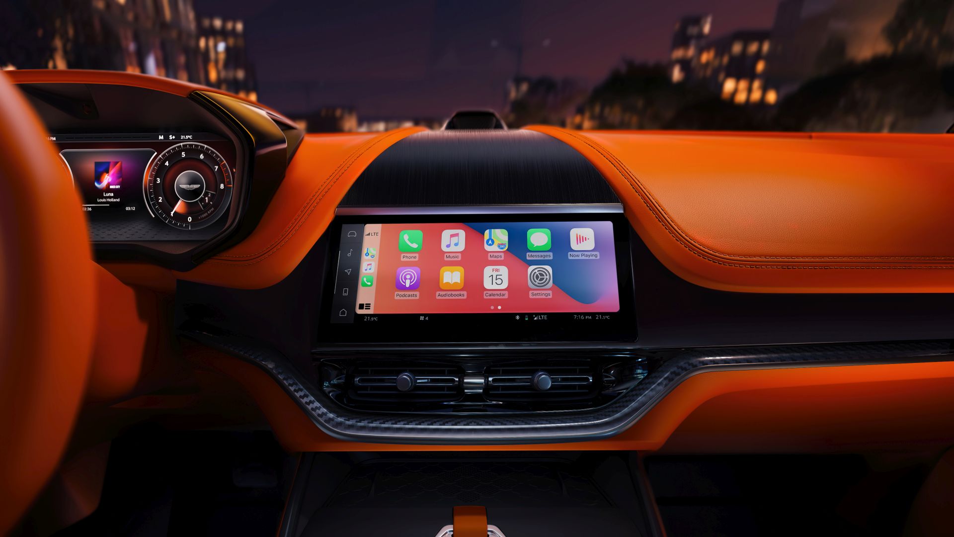 Aston Martin Dbx photo 12