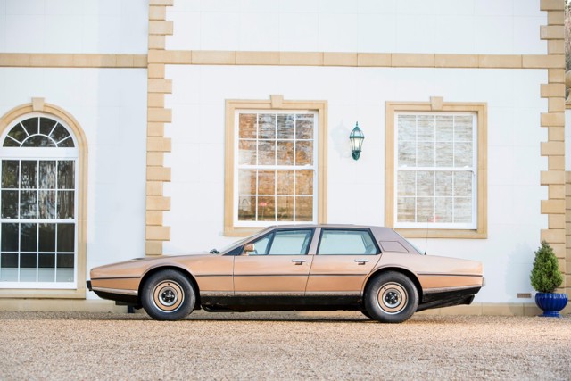 Aston Martin Lagonda photo 14