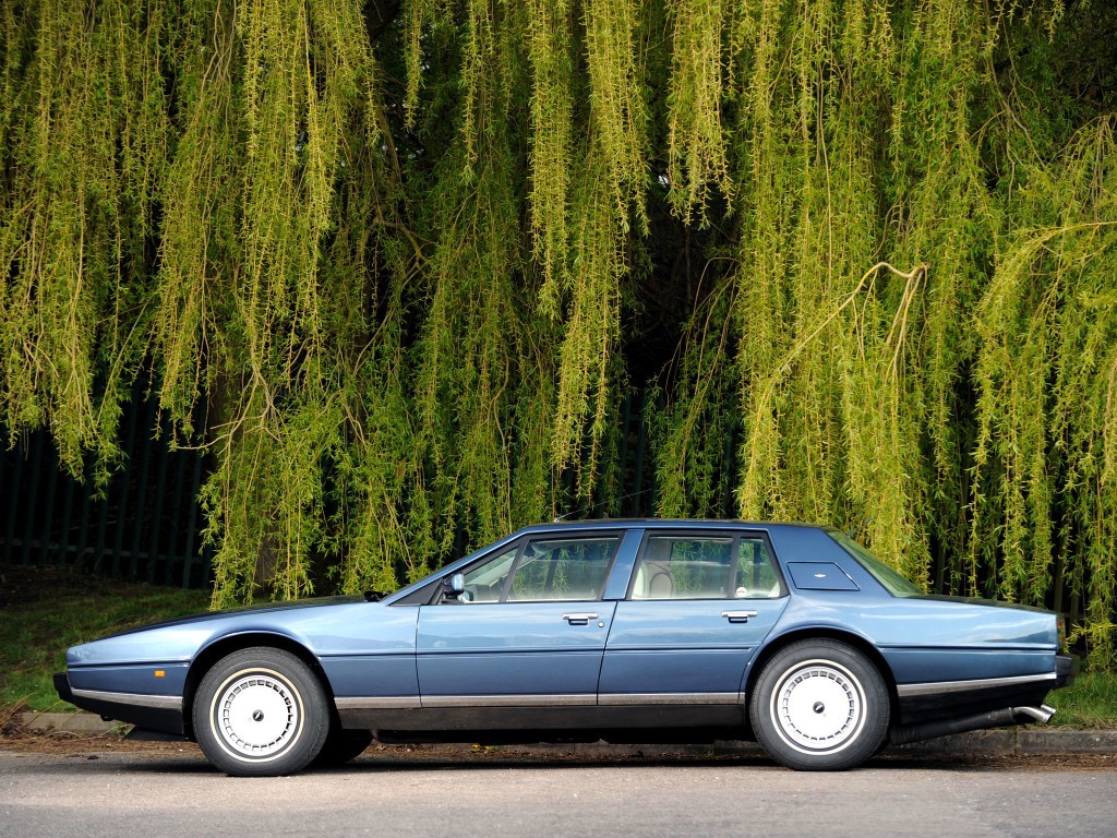 Aston Martin Lagonda photo 19