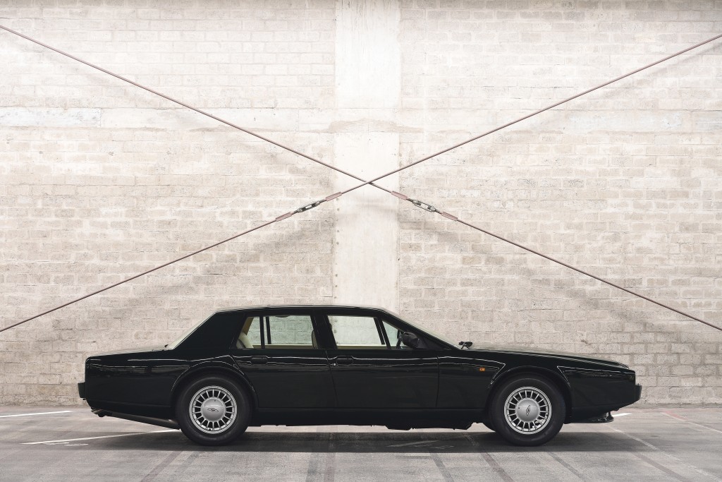Aston Martin Lagonda photo 15