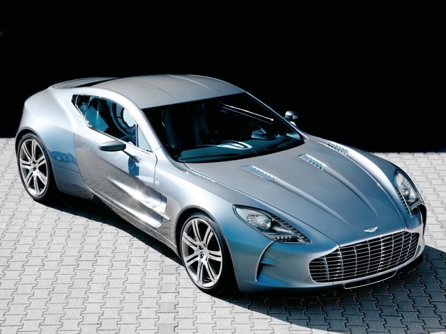 Aston Martin One-77 photo 28