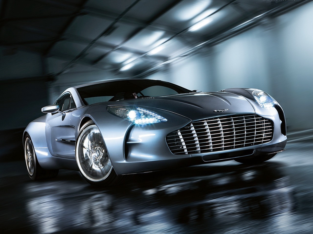 Aston Martin One-77 photo 42