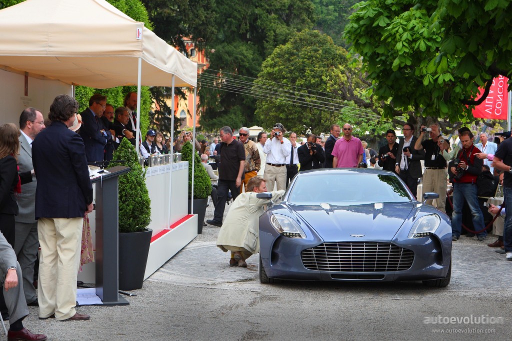 Aston Martin One-77 photo 14