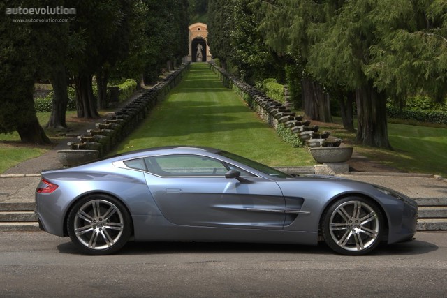 Aston Martin One-77 photo 19