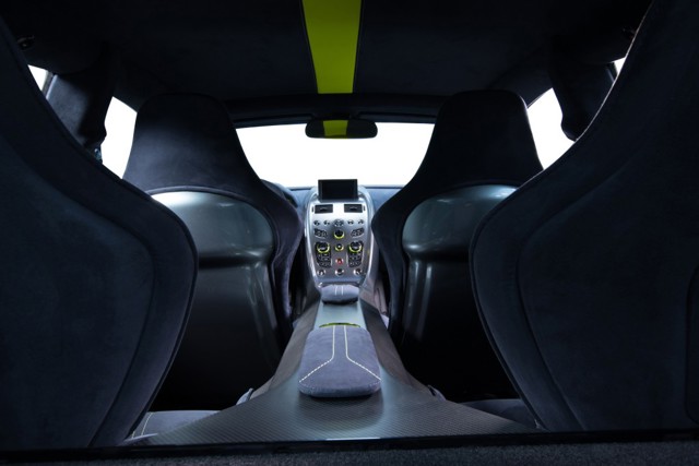 Aston Martin Rapide Amr foto 23
