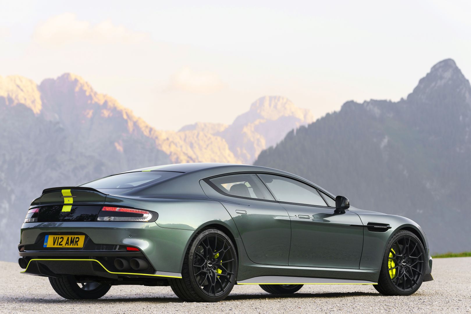 Aston Martin Rapide Amr photo 13