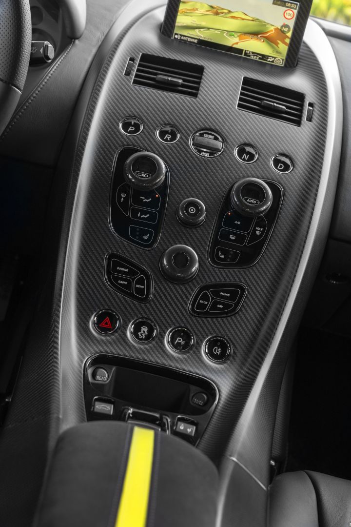 Aston Martin Rapide Amr photo 27