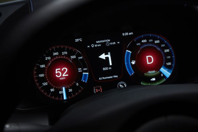 Aston Martin Rapide E photo 11