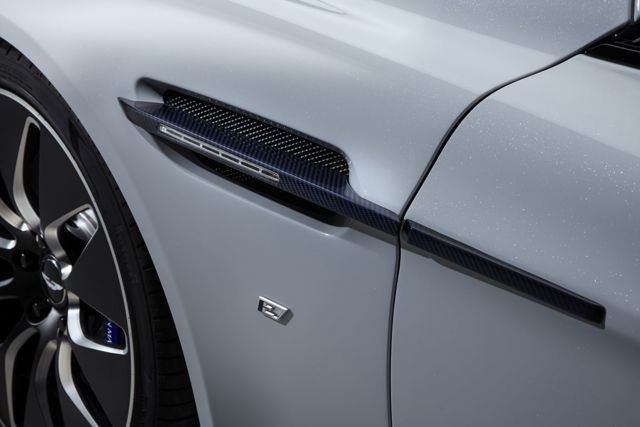 ASTON MARTIN Rapide E
