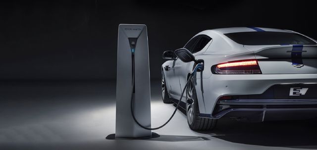 Aston Martin Rapide E photo 2