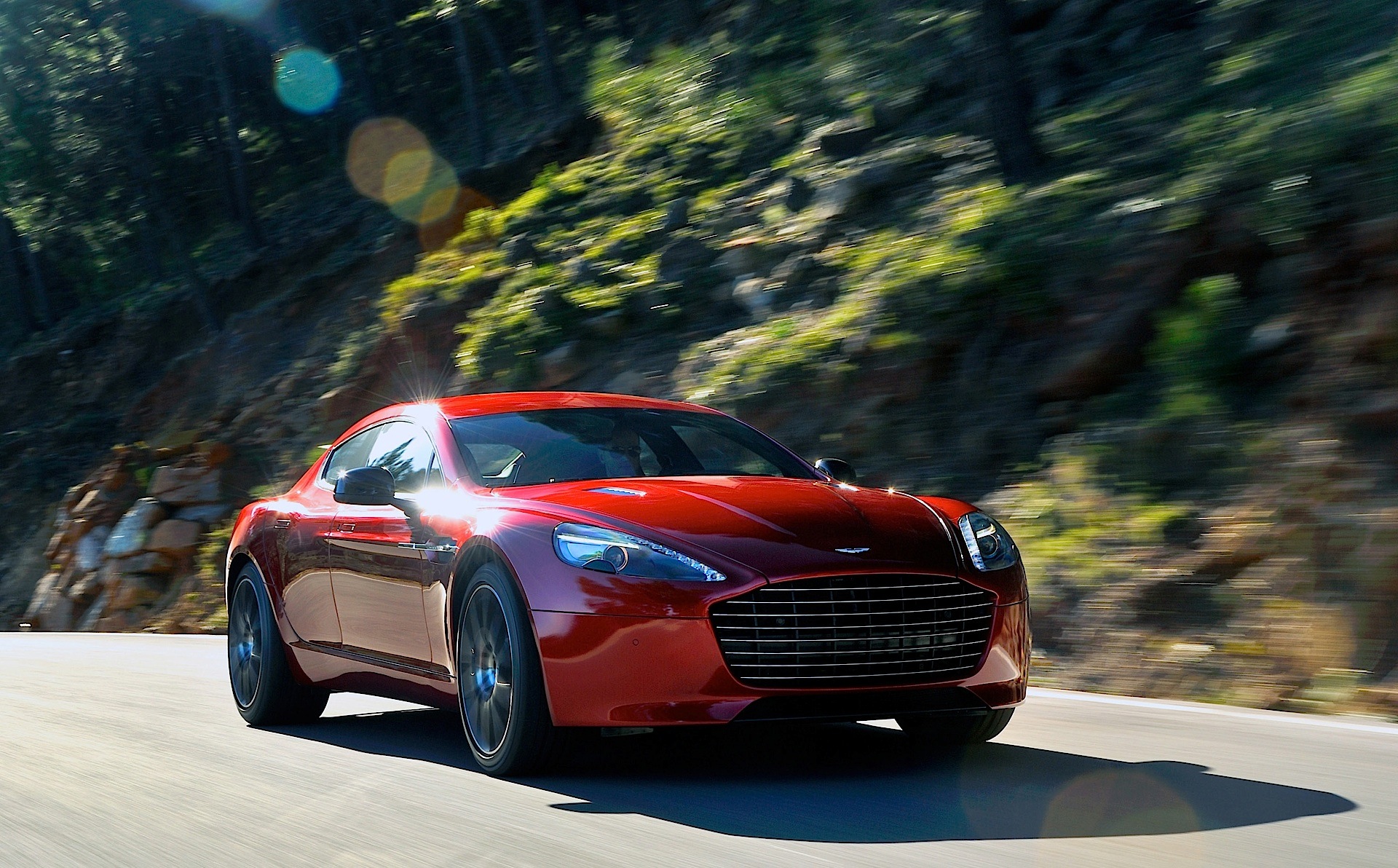 Aston Martin Rapide S photo 3