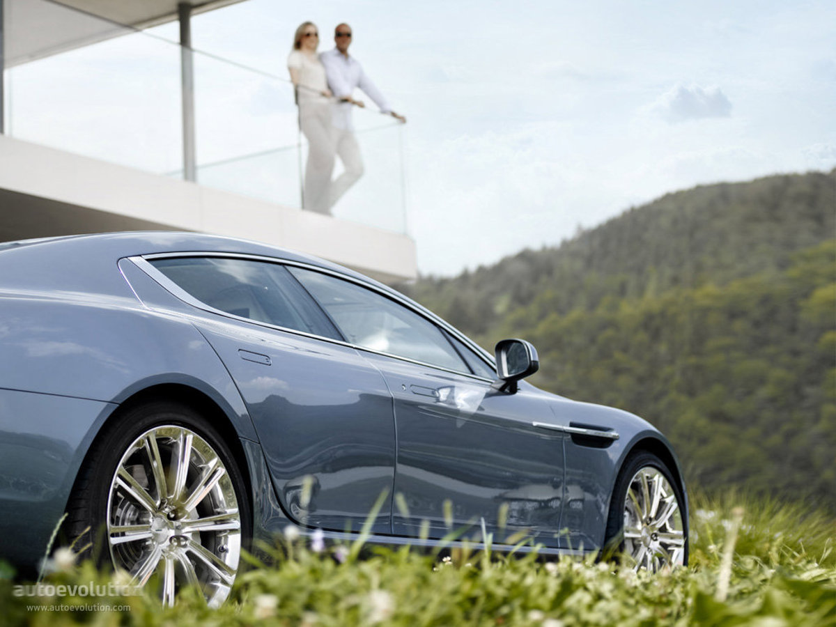 Aston Martin Aston Martin Rapide