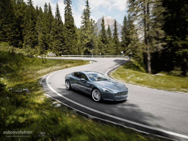 Aston Martin Rapide photo 2