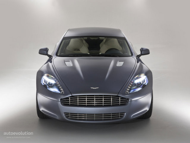 Aston Martin Rapide photo 7