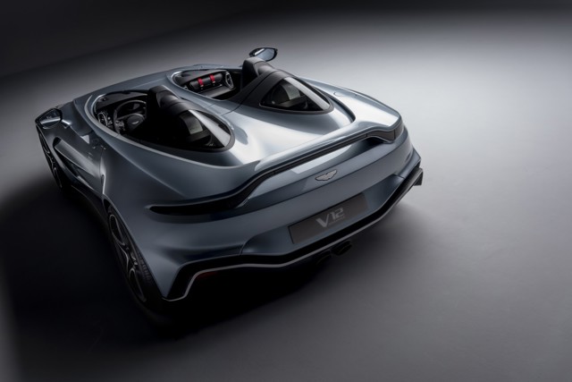 Aston Martin V12 Speedster photo 4
