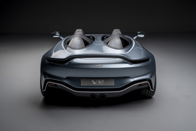 Aston Martin V12 Speedster photo 6