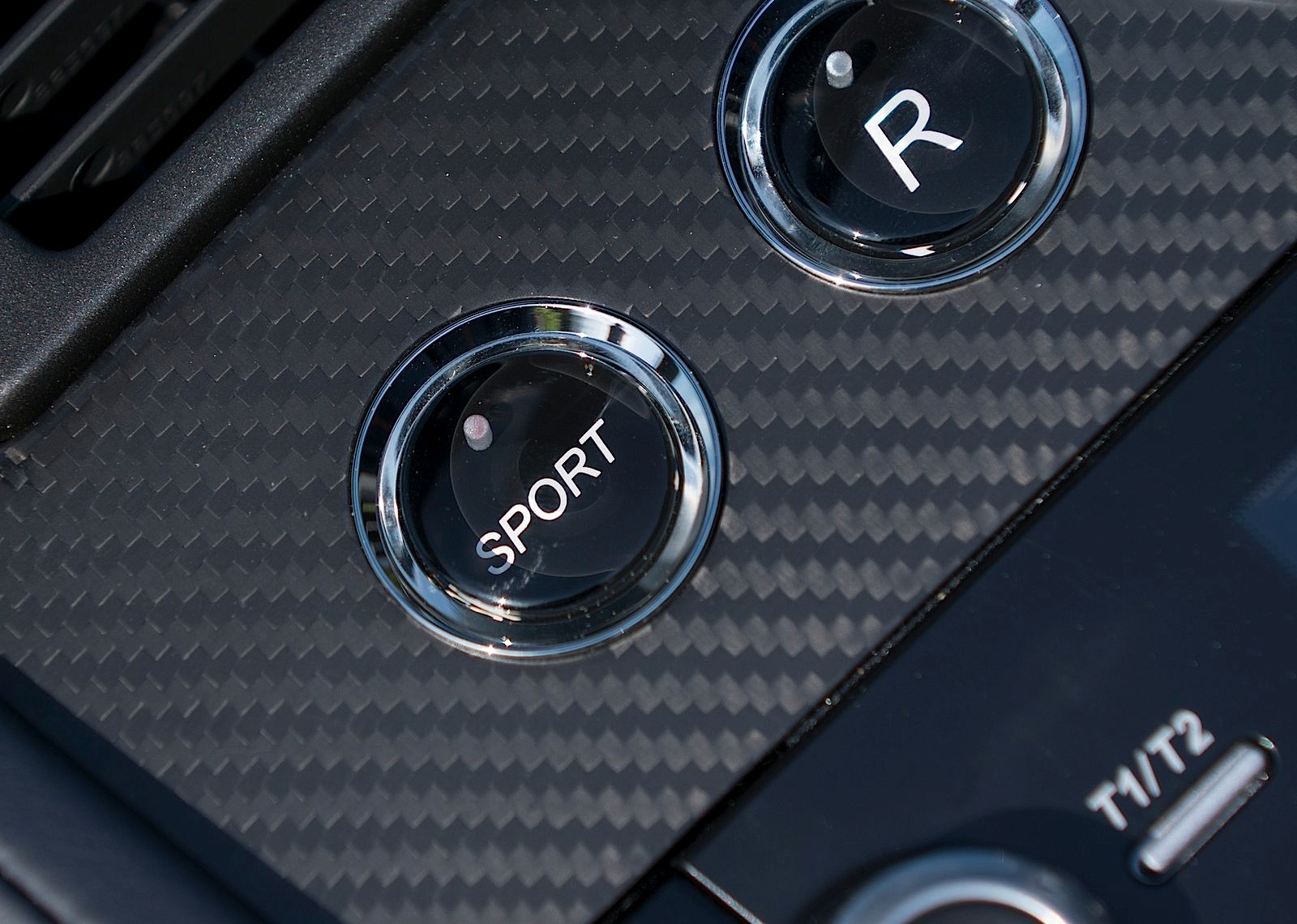 Aston Martin V12 Vantage S Roadster photo 76