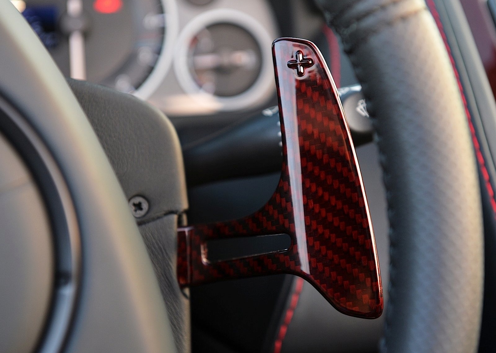 Aston Martin V12 Vantage S Roadster photo 80