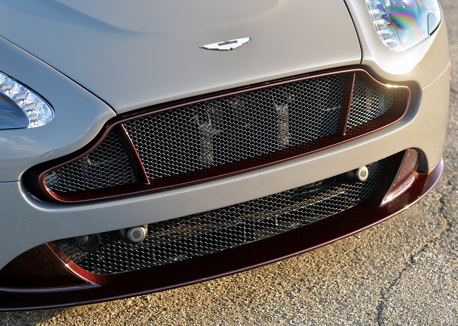 Aston Martin V12 Vantage S Roadster photo 69