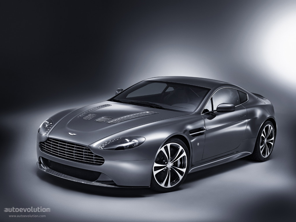 Aston Martin V12 Vantage photo 5