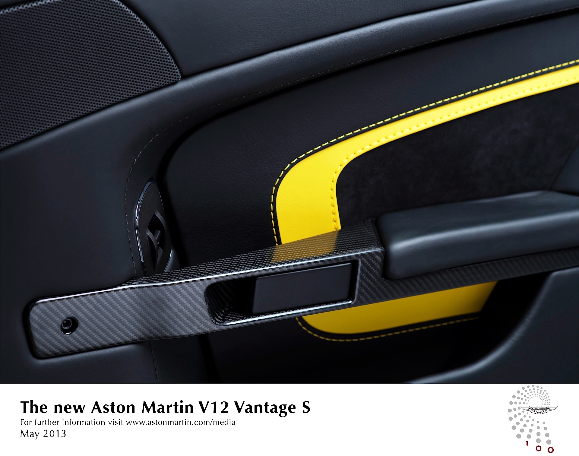 Aston Martin V12 Vantage photo 17