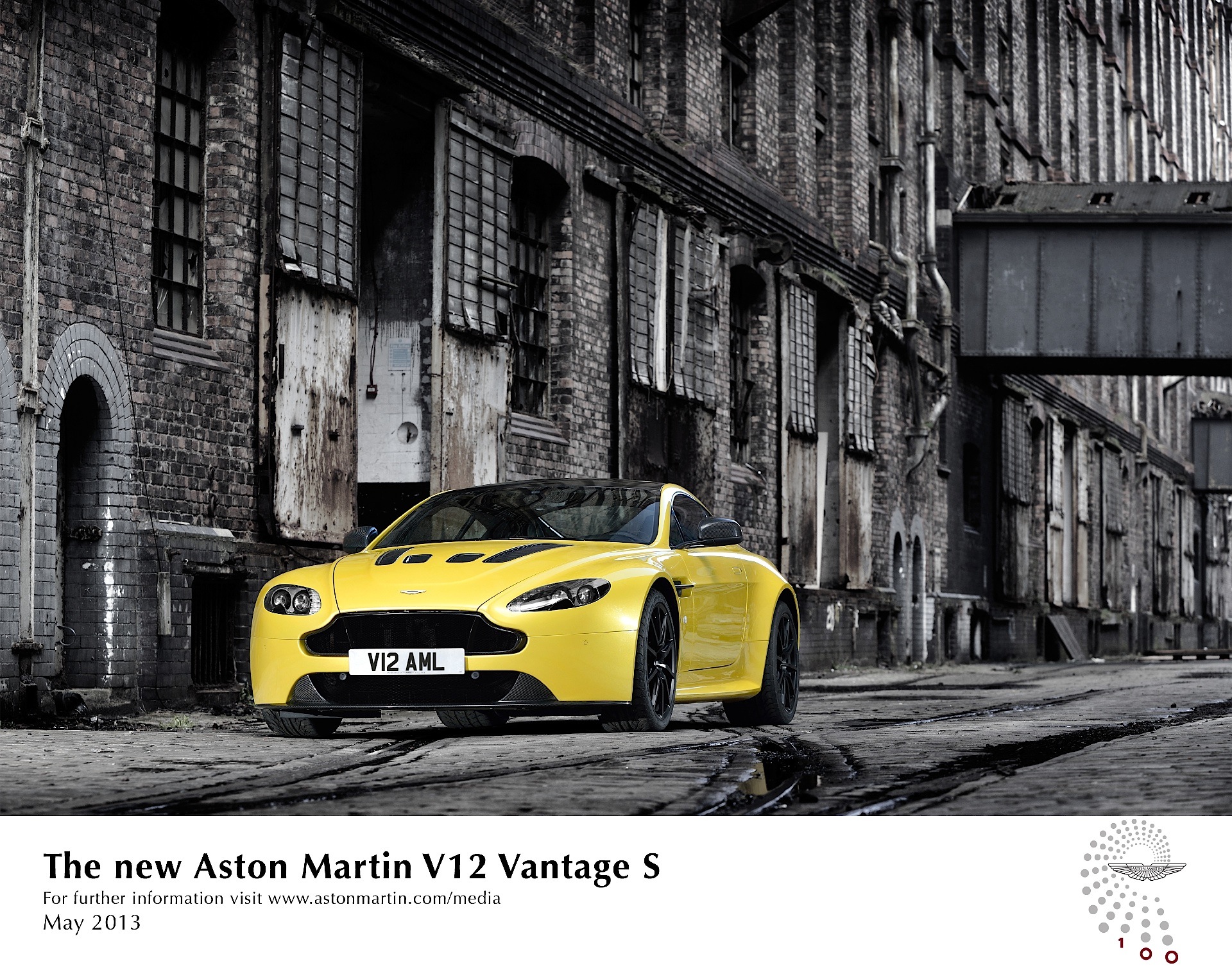 ASTON MARTIN V12 Vantage