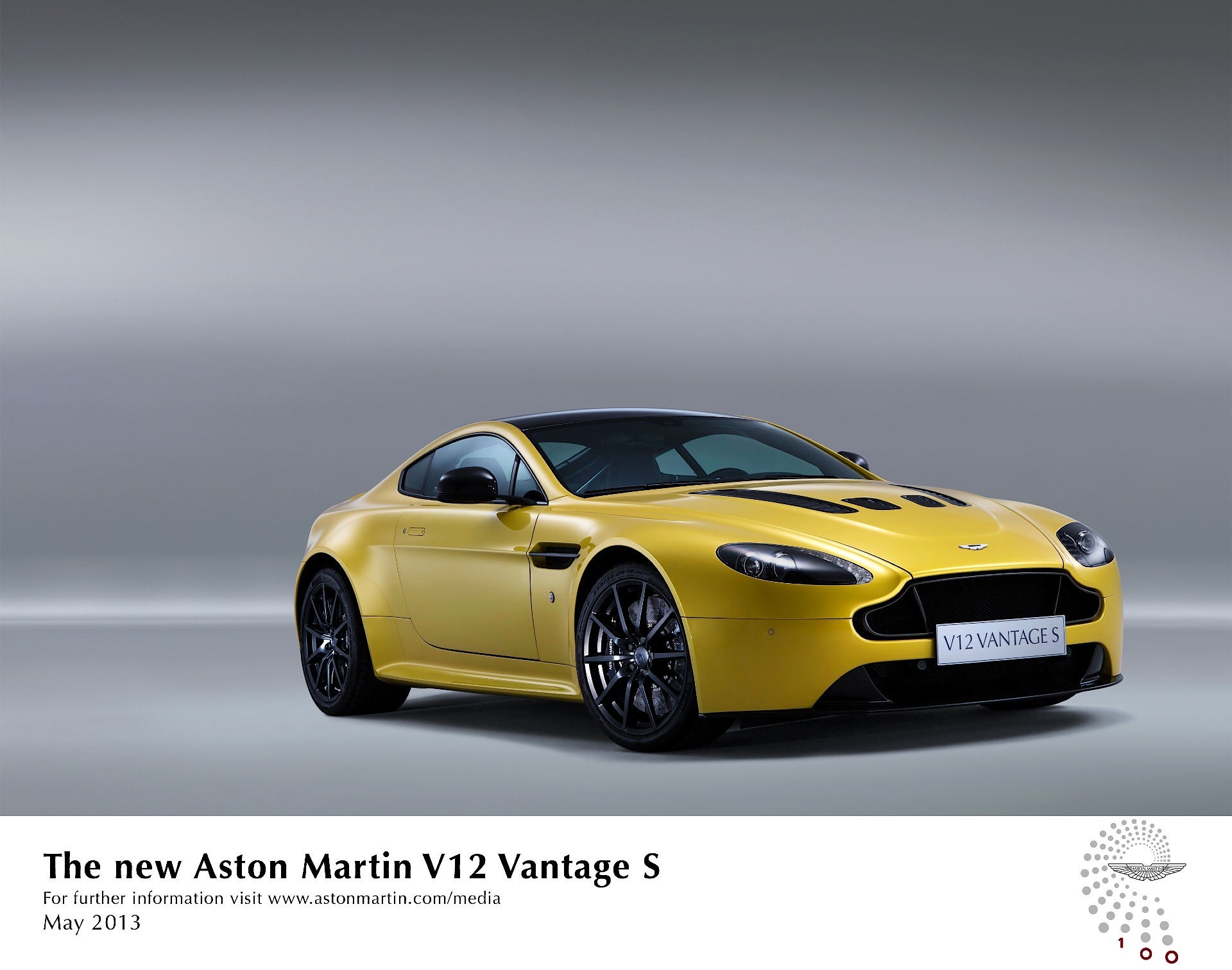 Aston Martin V12 Vantage photo 3