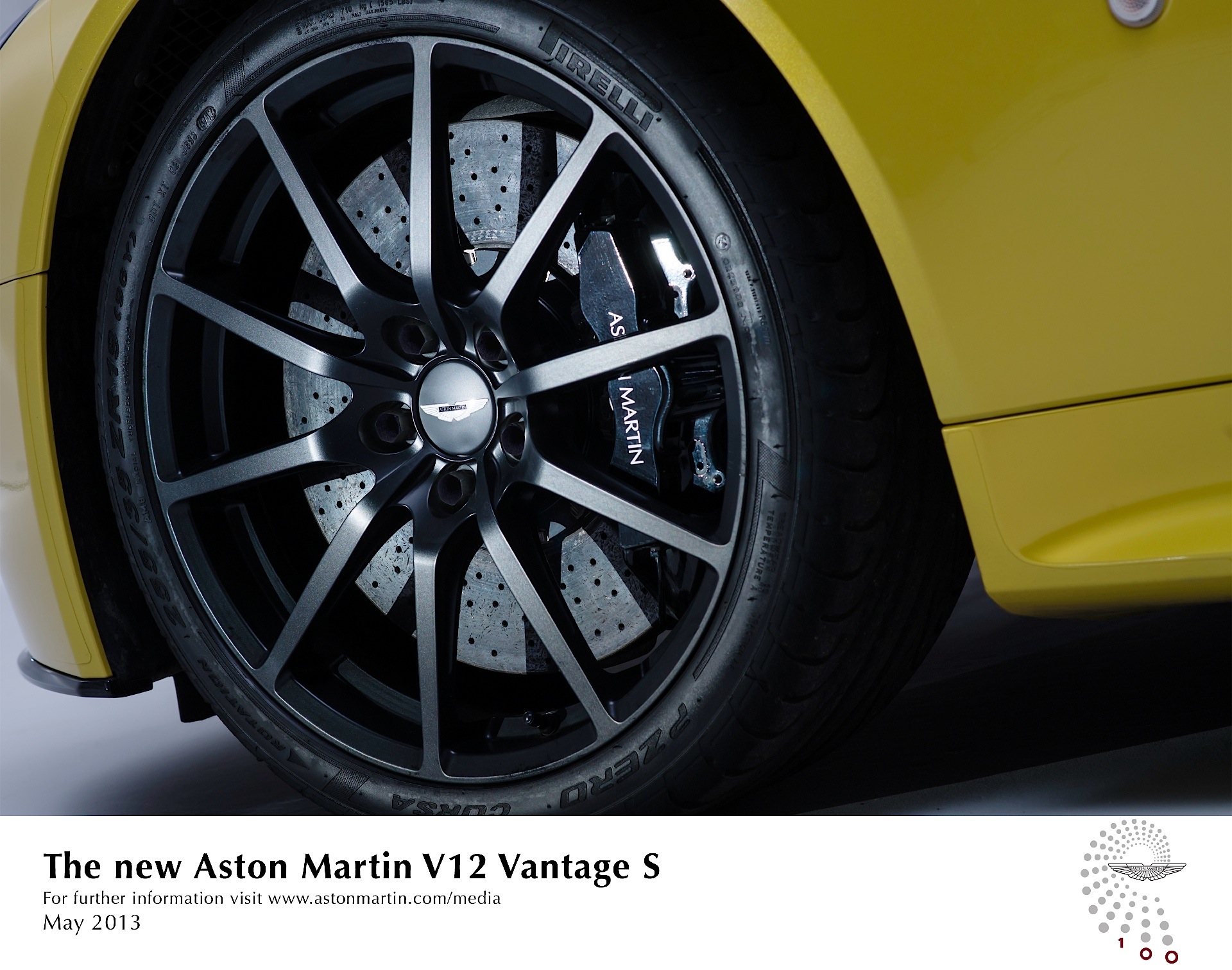 Aston Martin V12 Vantage photo 7