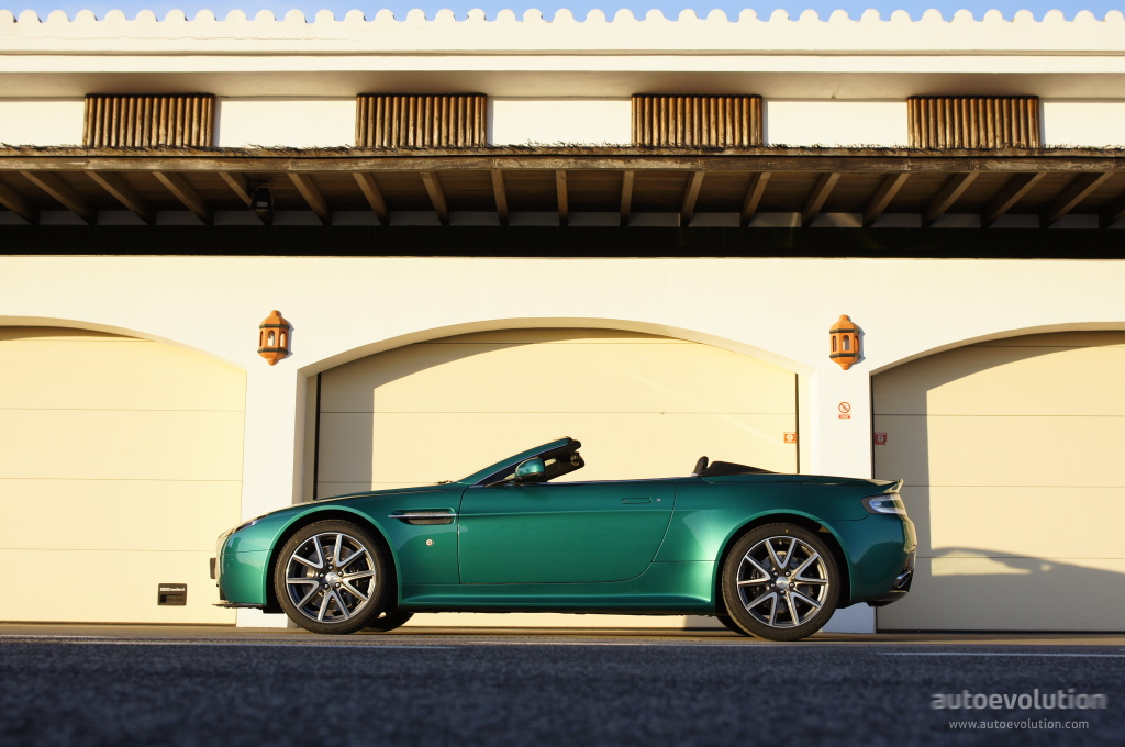 Aston Martin V8 Vantage S Roadster photo 3
