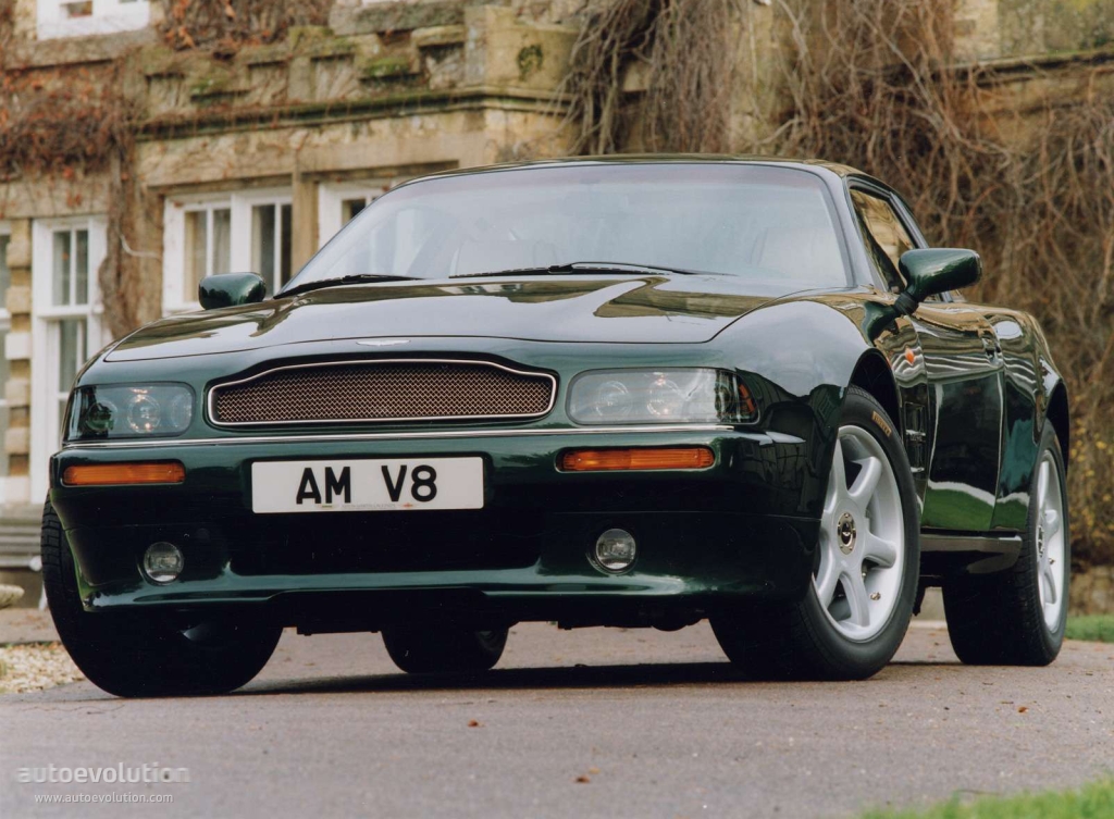 ASTON MARTIN V8 Vantage