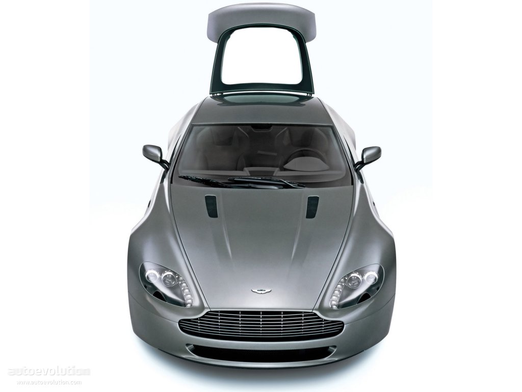 ASTON MARTIN V8 Vantage