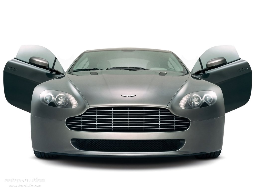 Aston Martin V8 Vantage photo 2