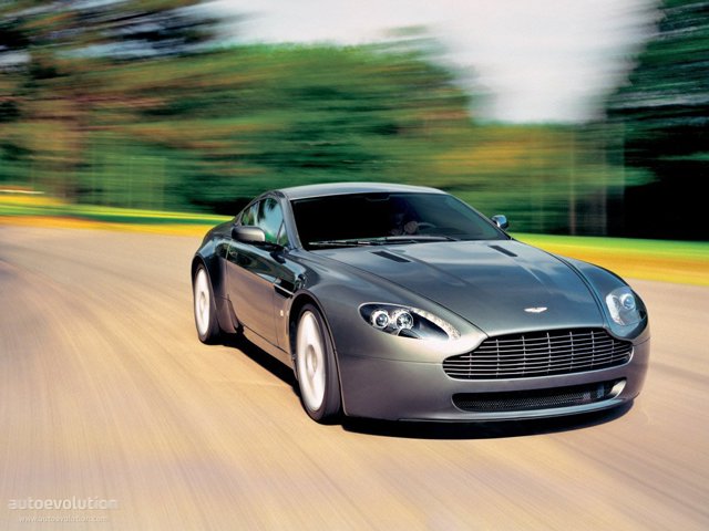 Aston Martin V8 Vantage photo 6