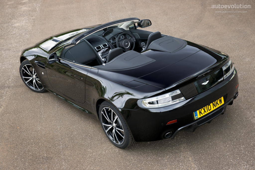 Aston Martin V8 Volante photo 12