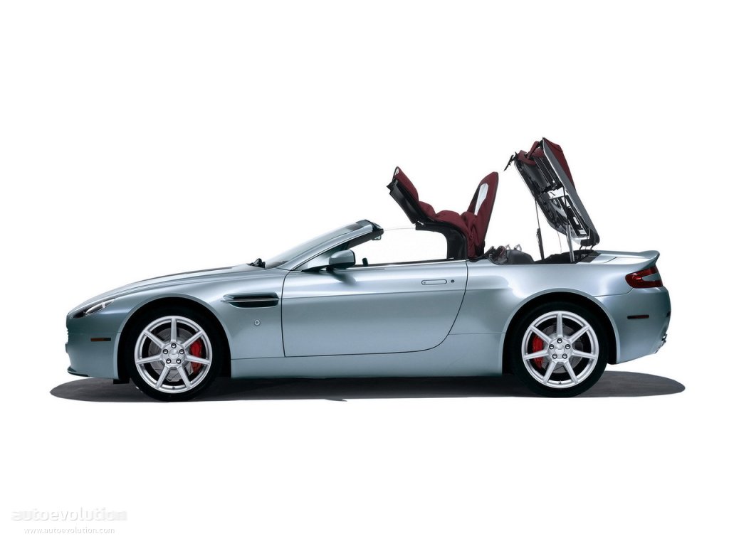 Aston Martin V8 Volante photo 8