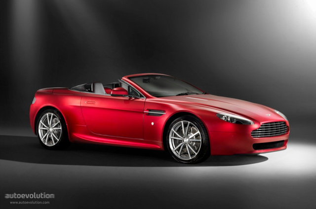 Aston Martin V8 Volante photo 1