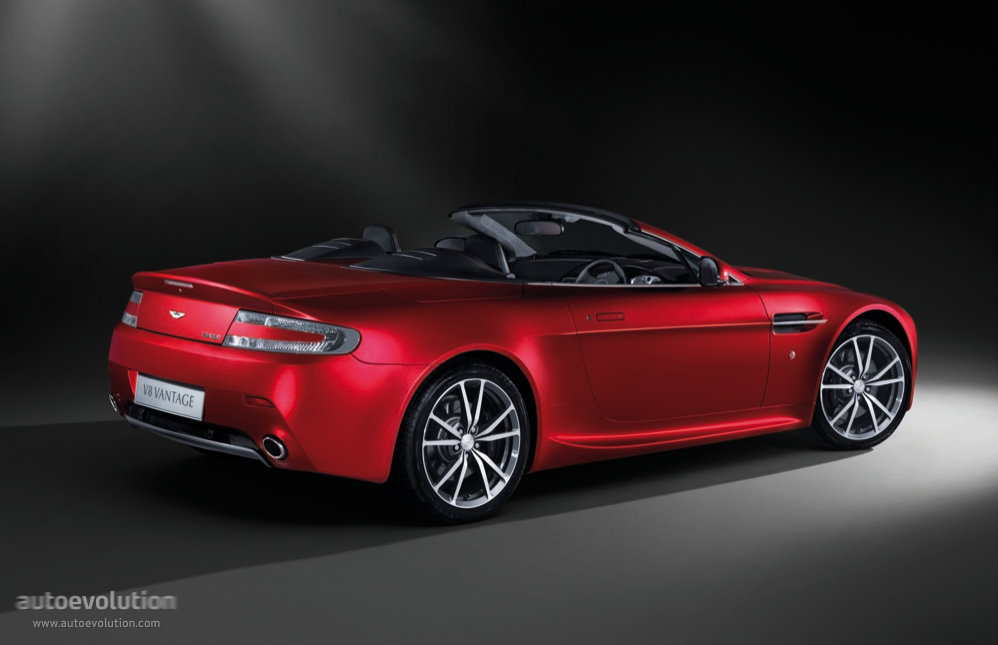 Aston Martin V8 Volante photo 2