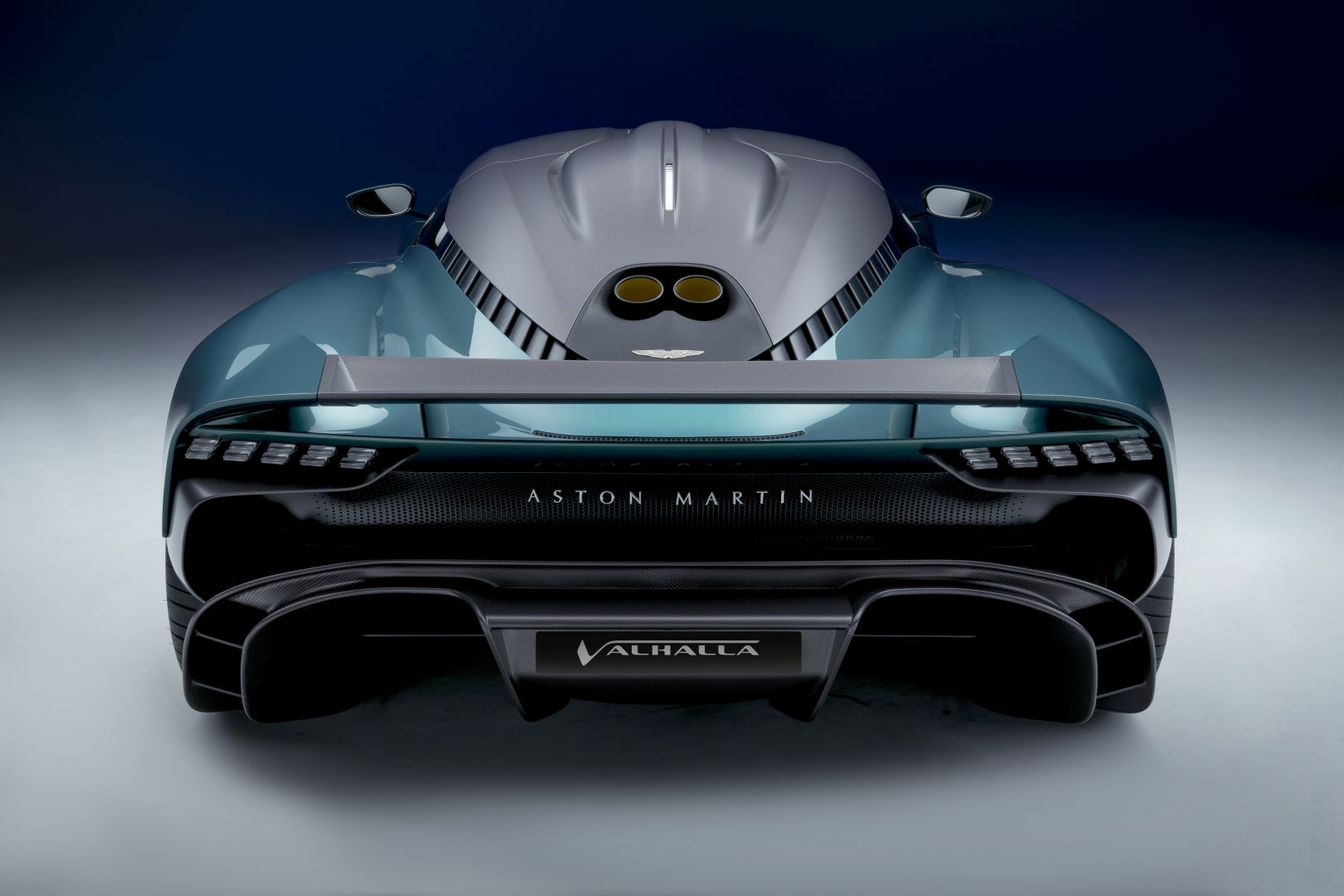 Aston Martin Valhalla photo 4