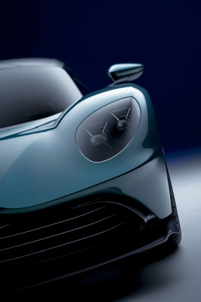 Aston Martin Valhalla photo 7