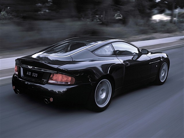 Aston Martin Vanquish S foto 5