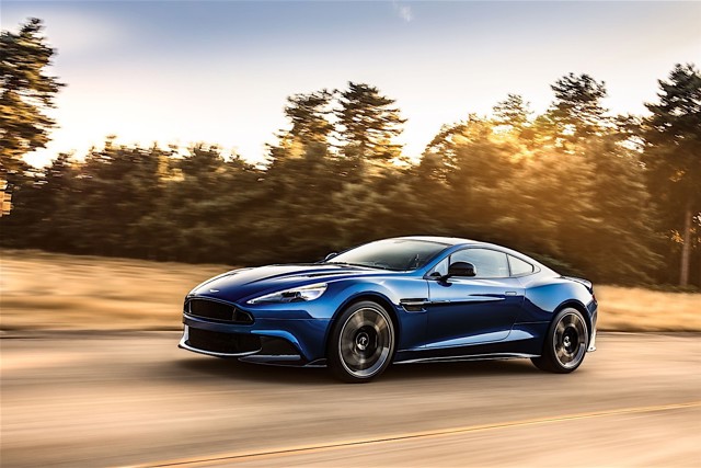 Aston Martin Vanquish S photo 6