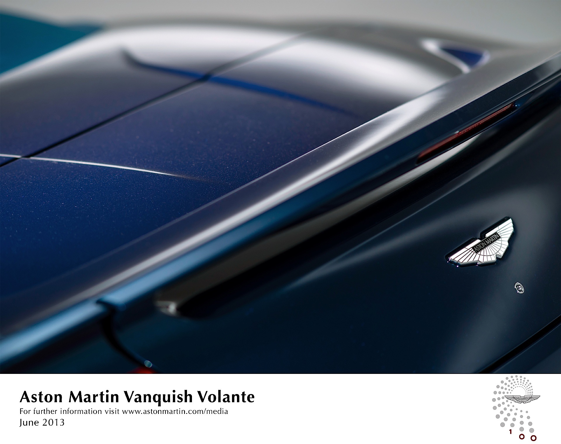 Aston Martin Vanquish Volante photo 11