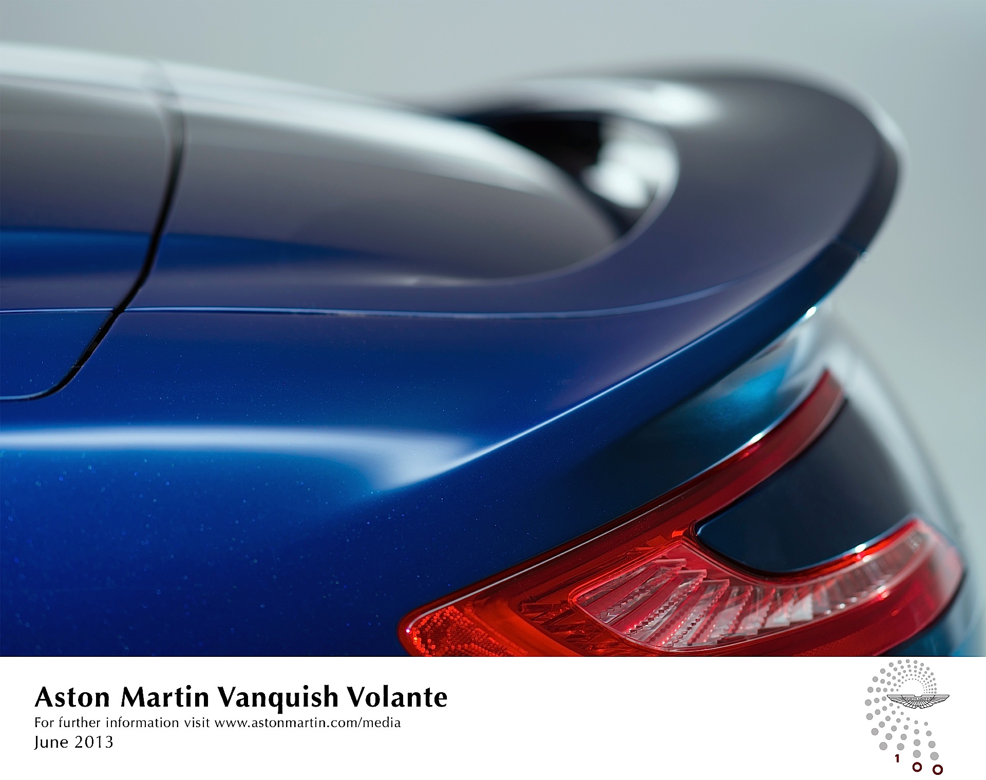 Aston Martin Vanquish Volante photo 12
