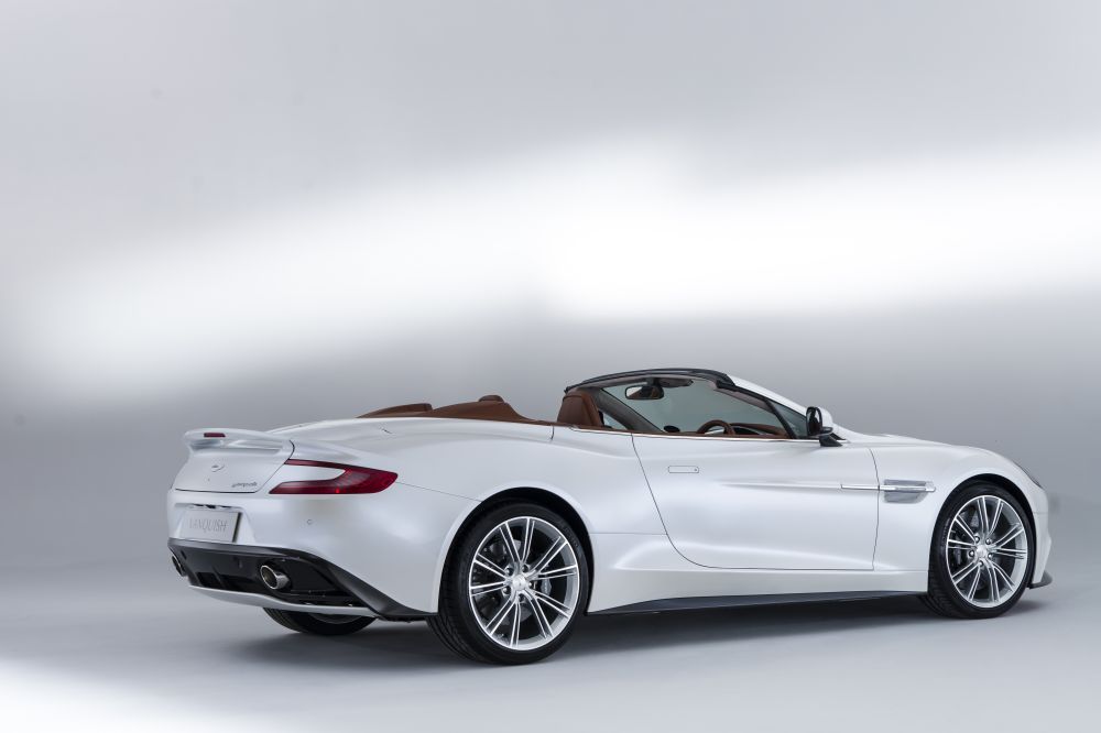 Aston Martin Vanquish Volante photo 29